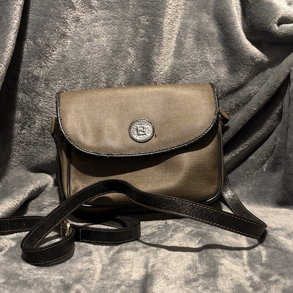 Vintage Brown Fendi shoulder bag